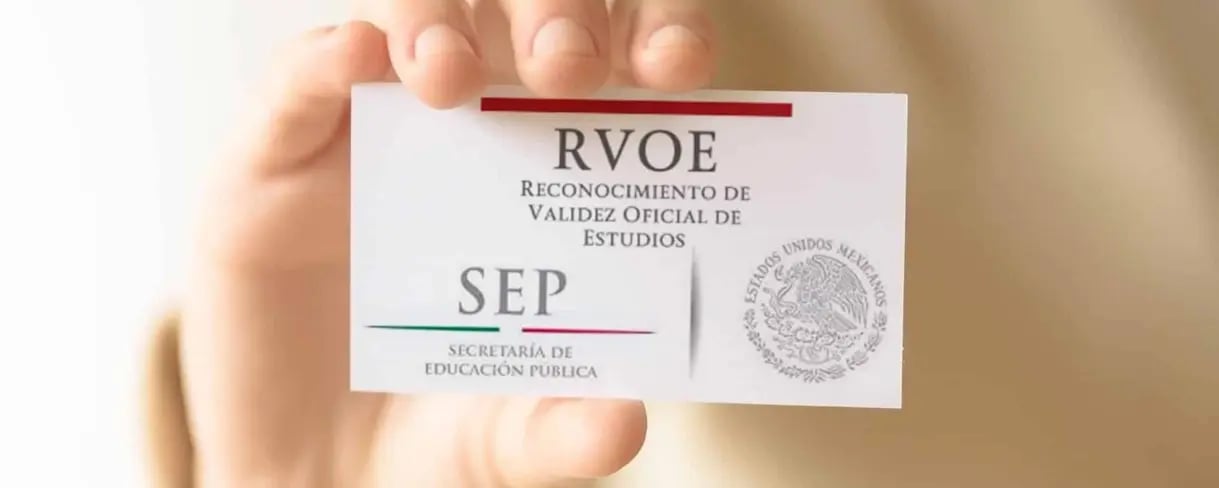 ventajas-estudiar-licenciatura-linea-2