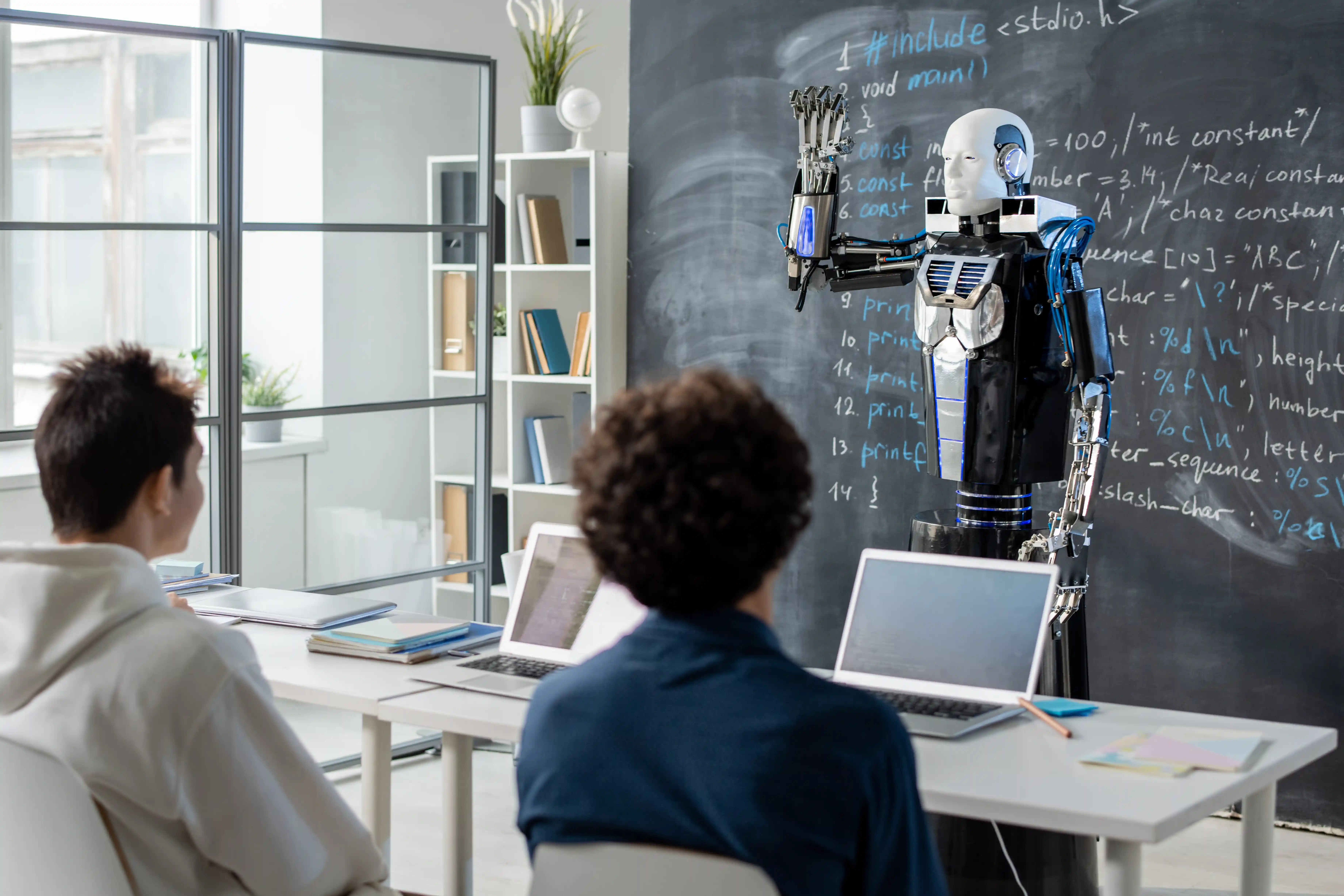 Transforma tu educación con inteligencia artificial en 2026