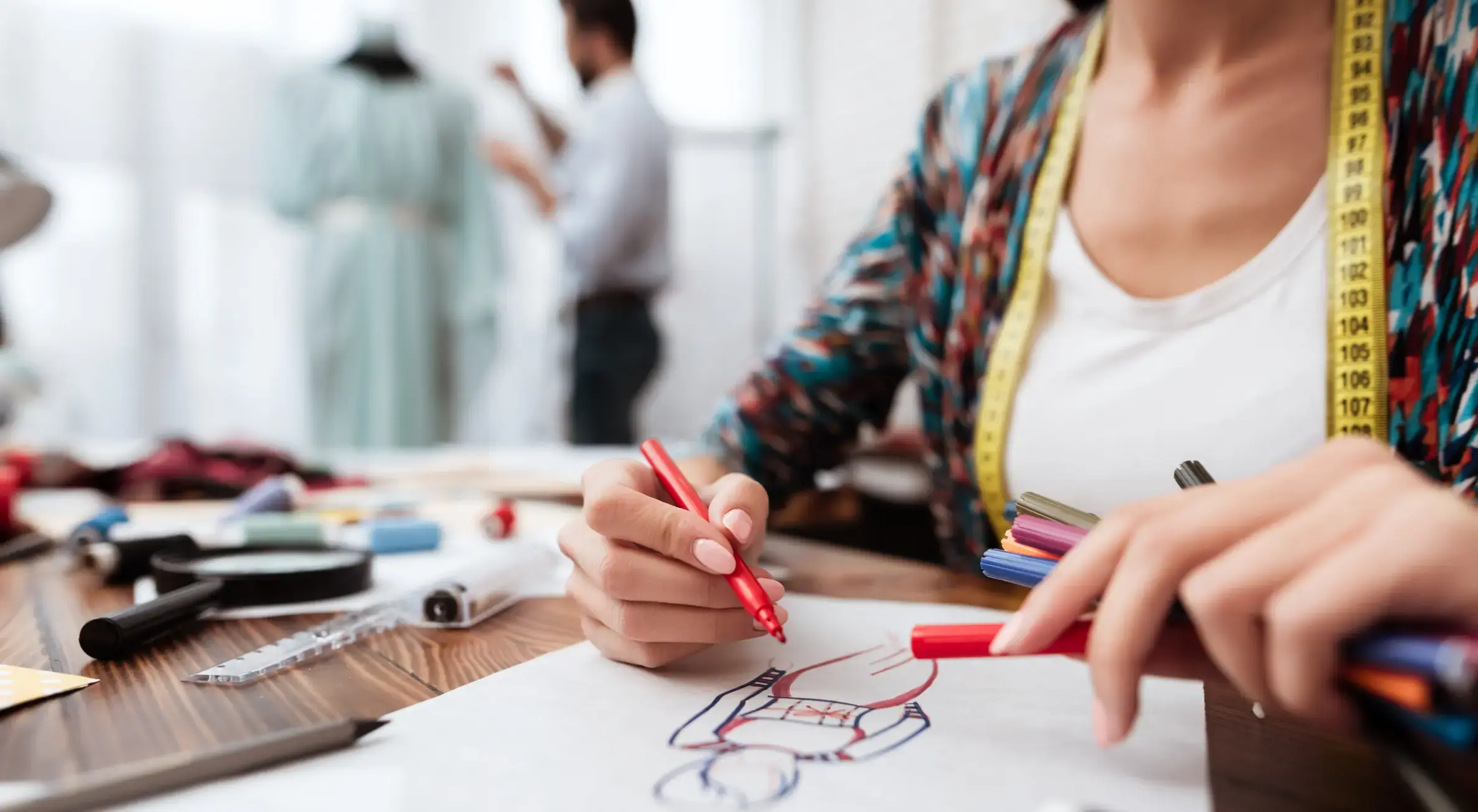 ¿Qué se necesita para estudiar diseño de modas? ¡Descubre tu talento!